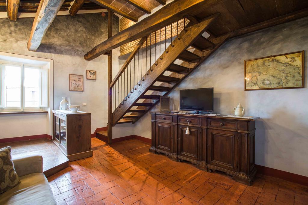 Domus Ghibellinae- Fonte Di San Benedetto Apartment Cortona Luaran gambar